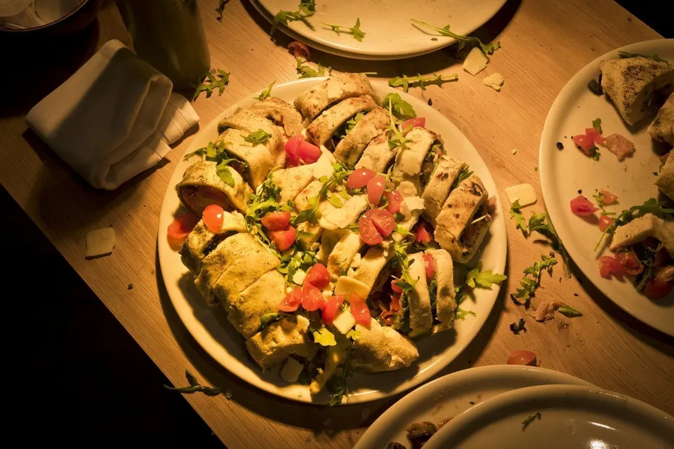 ITALIAN RESTAURANT & PIZZERIA IN LOCARNO IN THE CITY CENTRE — Hotel La Palma au Lac