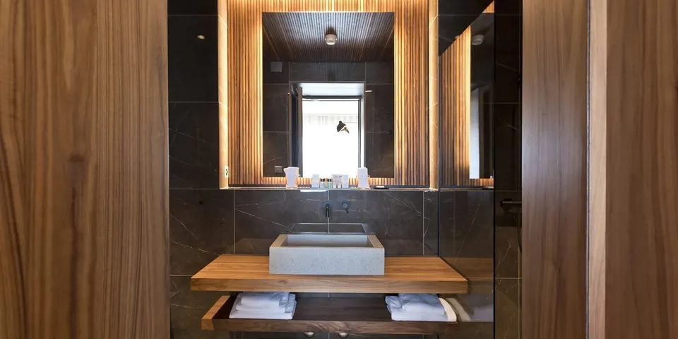 Classic Single Room Bathroom