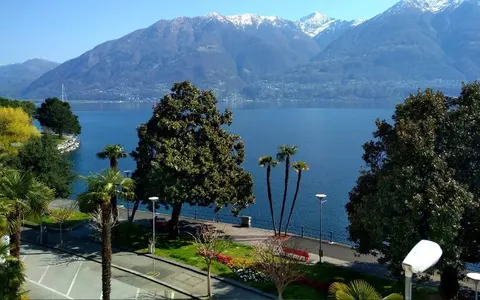 1. The idyllic setting on Lake Maggiore — Hotel La Palma au Lac