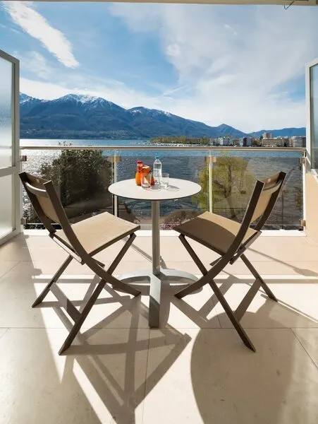 Chambre double classique avec vue sur le lac — Hotel La Palma au Lac
