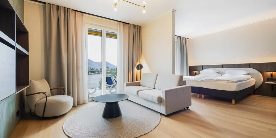 Suite avec vue sur le lac — Hotel La Palma au Lac