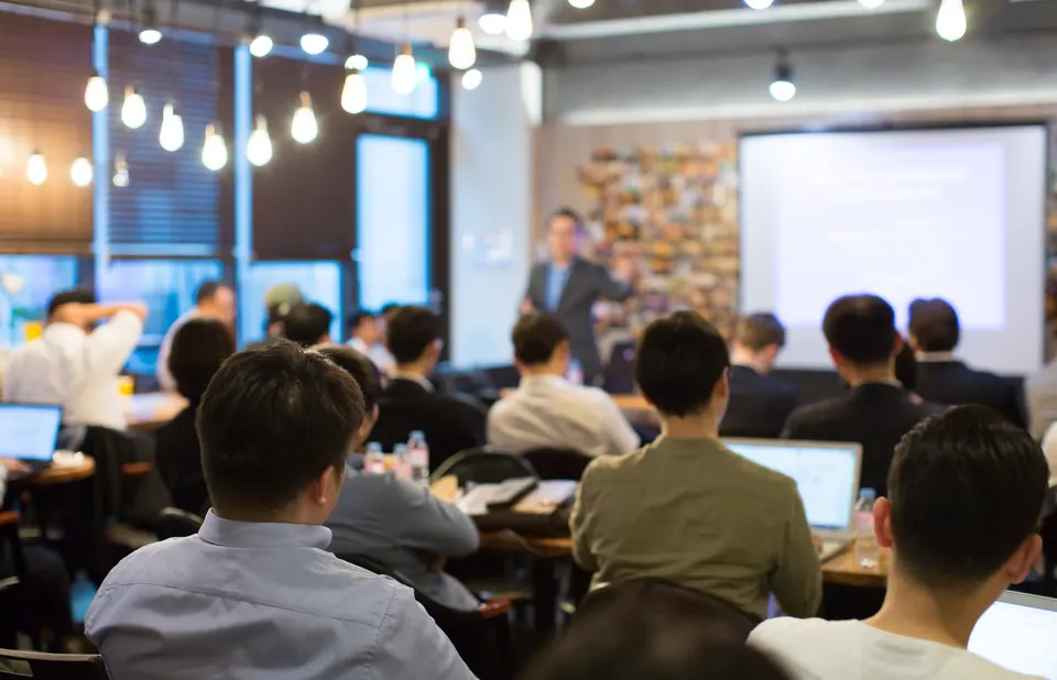 Seminar hotels in Ticino: a first-class destination for business events — Hotel La Palma au Lac