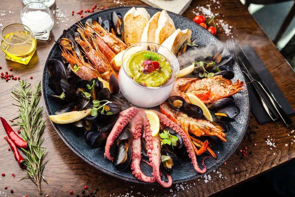 Ristoranti di pesce — Hotel La Palma au Lac