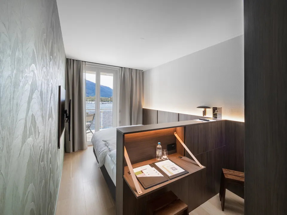 Chambre double classique avec vue sur le lac — Hotel La Palma au Lac