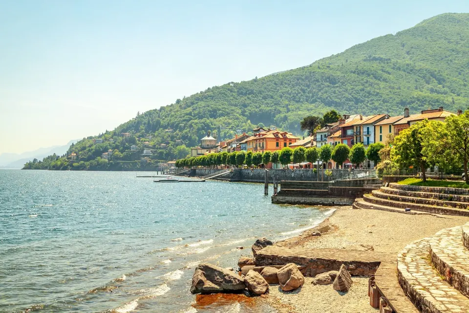 Beach life on Lake Maggiore — Hotel La Palma au Lac