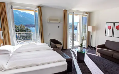 When is the right time to book a hotel in Locarno? — Hotel La Palma au Lac